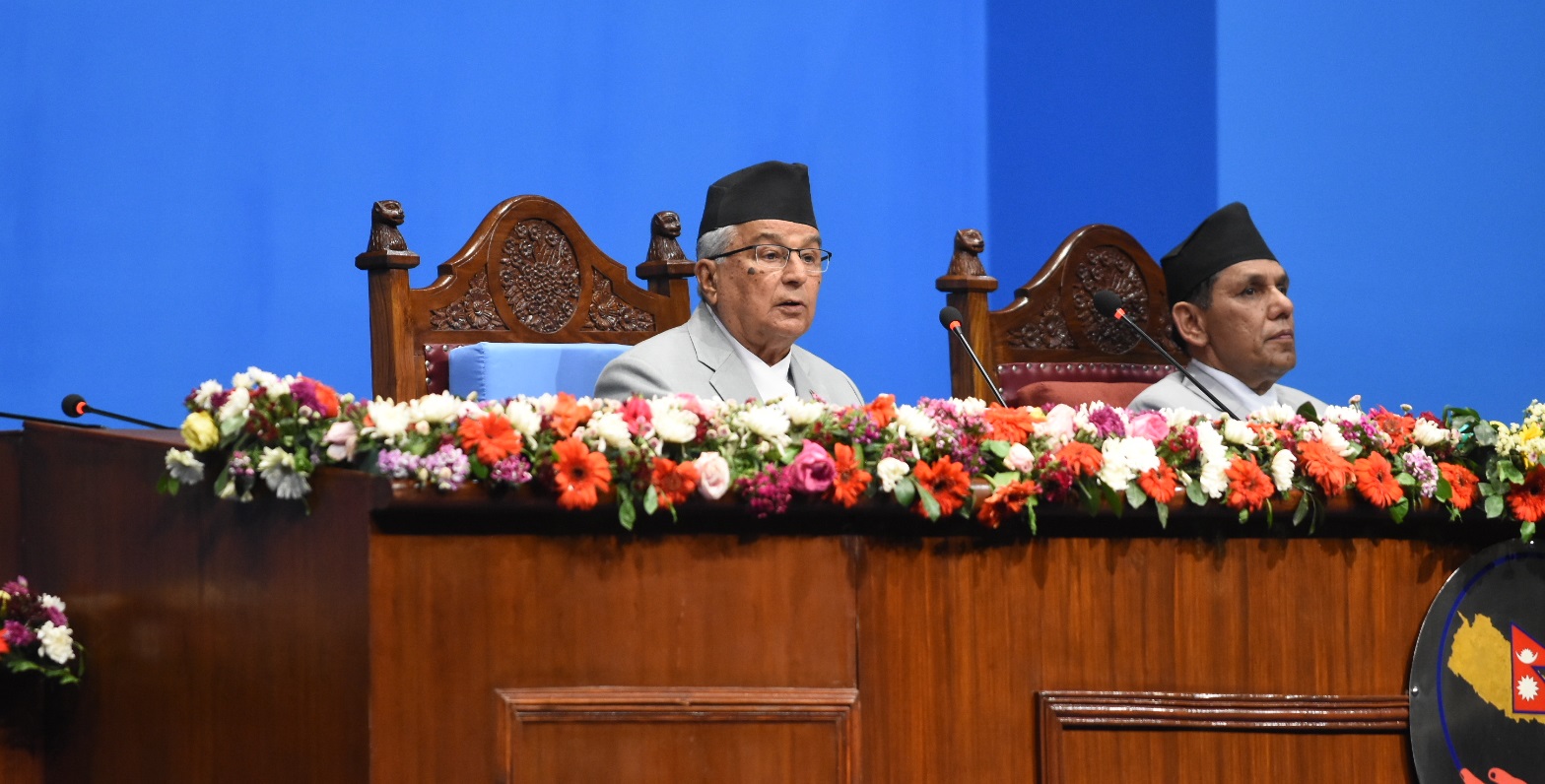 जसपा नेपालको राष्ट्रिय महाधिवेशन मञ्च हावाहुरीले भत्कायो