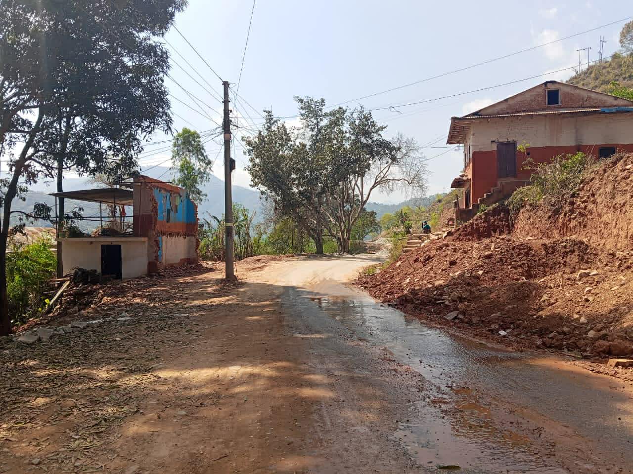 मूल्यवृद्धिको असर देशभर, प्युठानका सडक निर्माण ठप्प, योजना अलपत्र