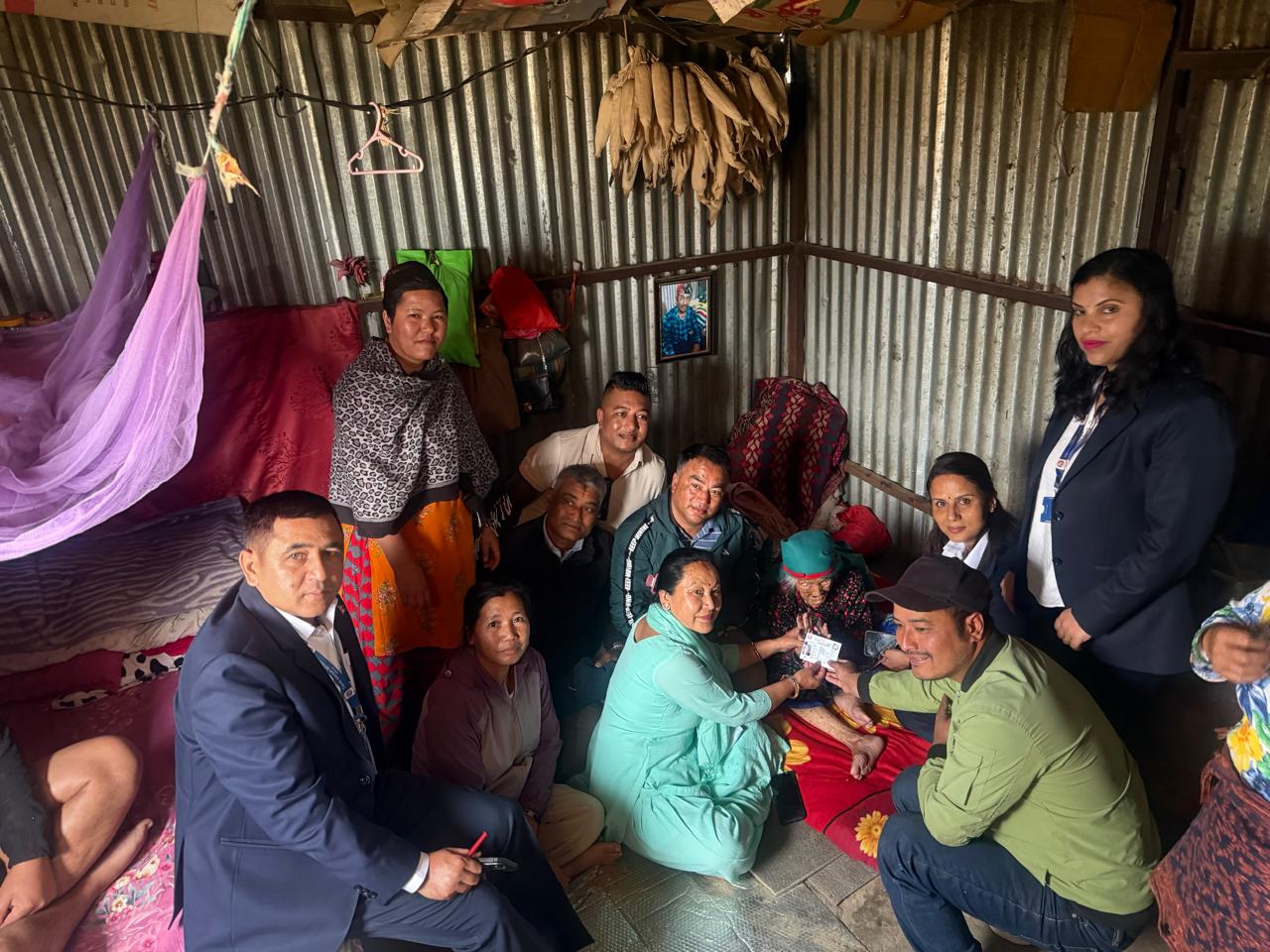 घरदैलोमा नागरिकता वितरणले सेवाग्राही उत्साहित