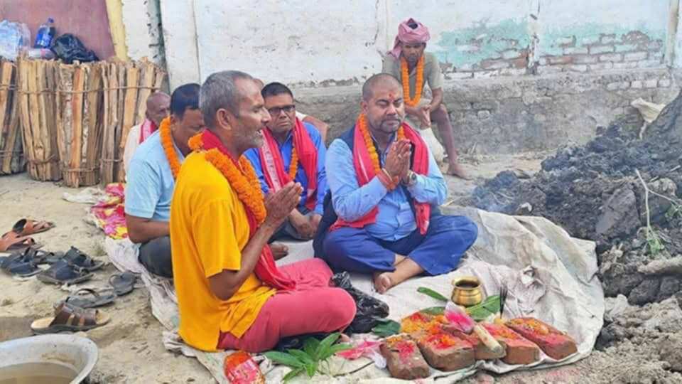 गरुडा-६ मा नाला निर्माण कार्यको शिलान्यास