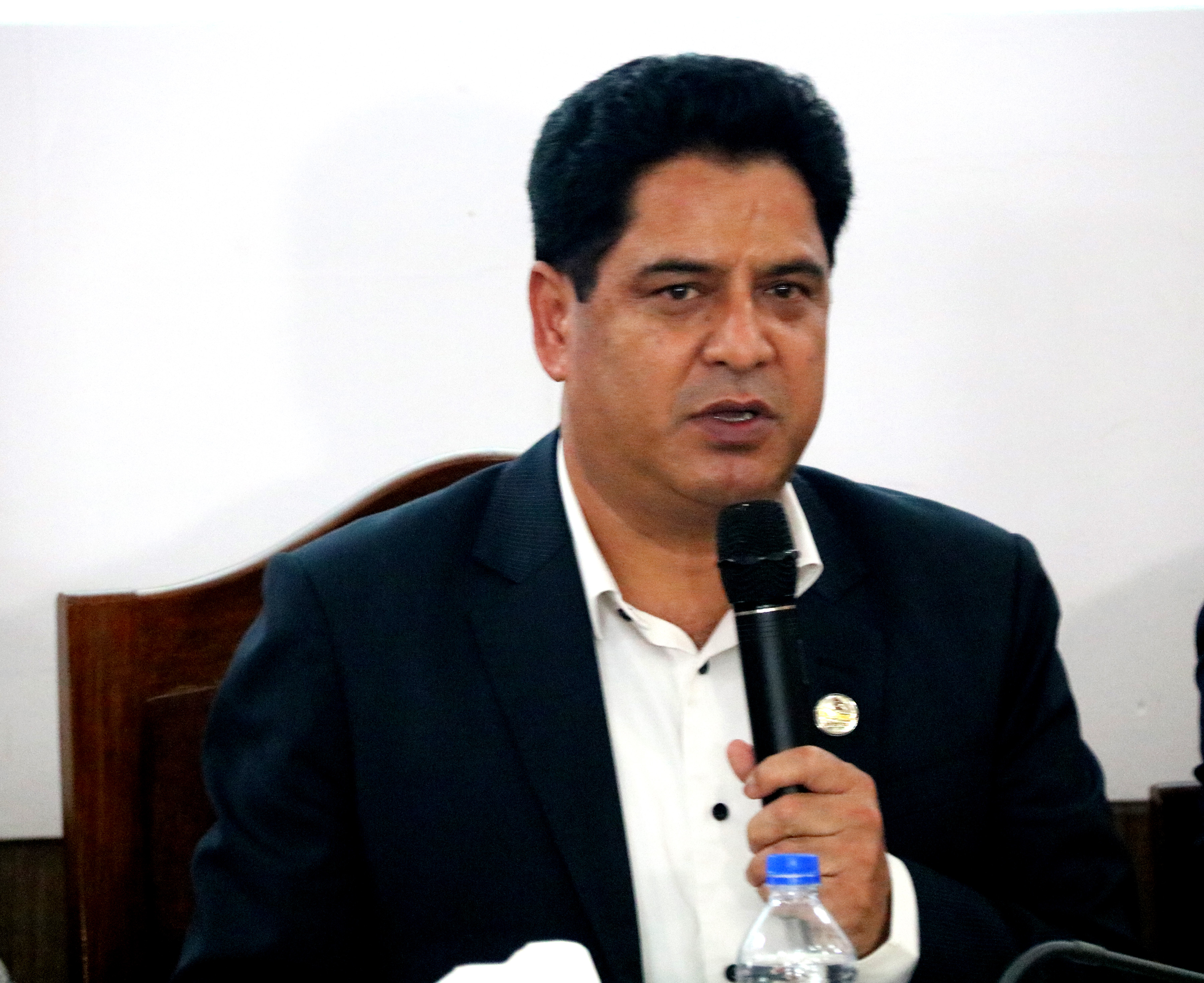आयातित उपभोग्य वस्तु परीक्षण गरेर उपभोग गर्न दिनेछौँः मन्त्री भण्डारी